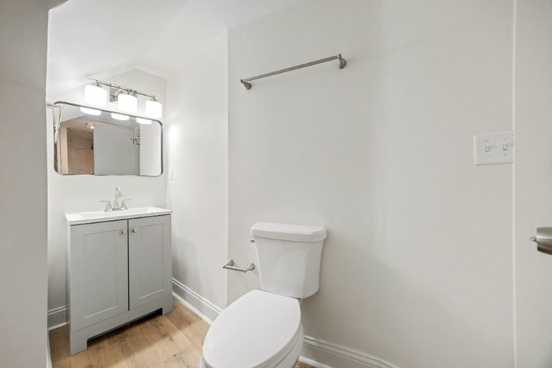 Building Photo - 3337 Reading Rd