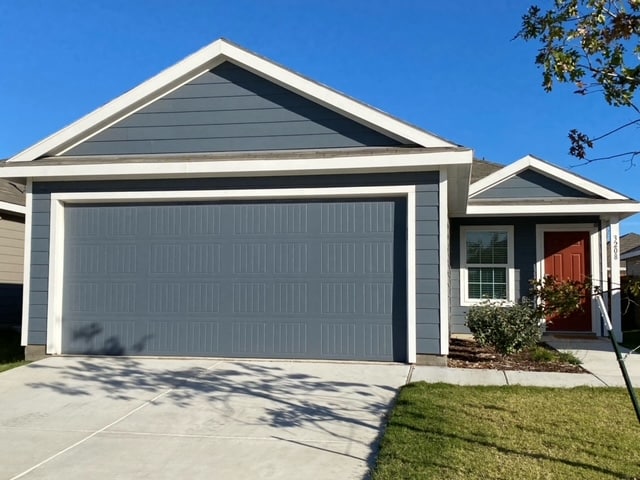 Building Photo - 3208 Coyote Way