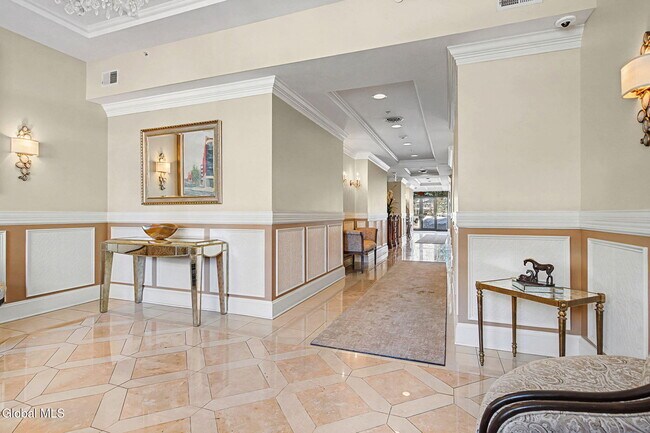 Building Photo - 87 Railroad Pl