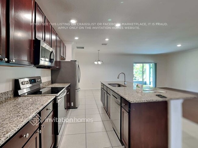 Building Photo - 4415 Reisswood Lp