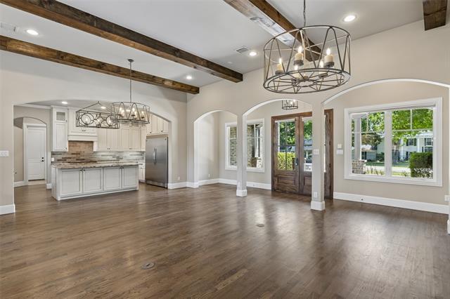 Building Photo - 2737 Farmers Branch Ln