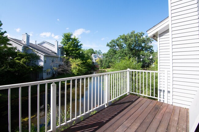 Building Photo - 4471 Hillside Ct
