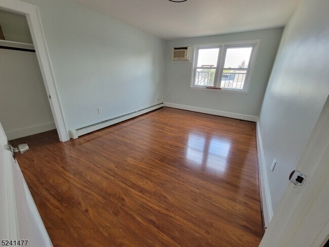 Building Photo - 141 Mahar Ave