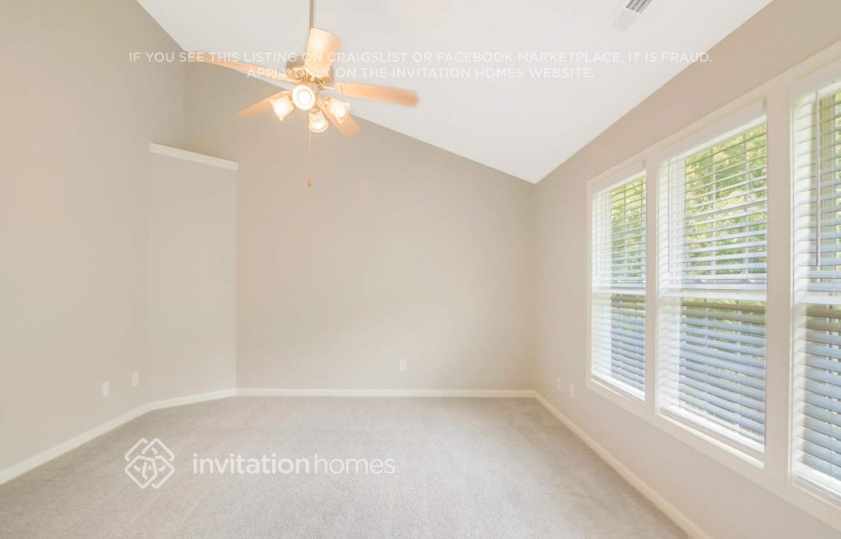 Building Photo - 2724 Golden Amber Ct