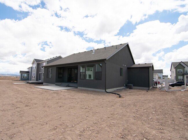 Building Photo - New 3-Bed Eagle Mountain Home!!