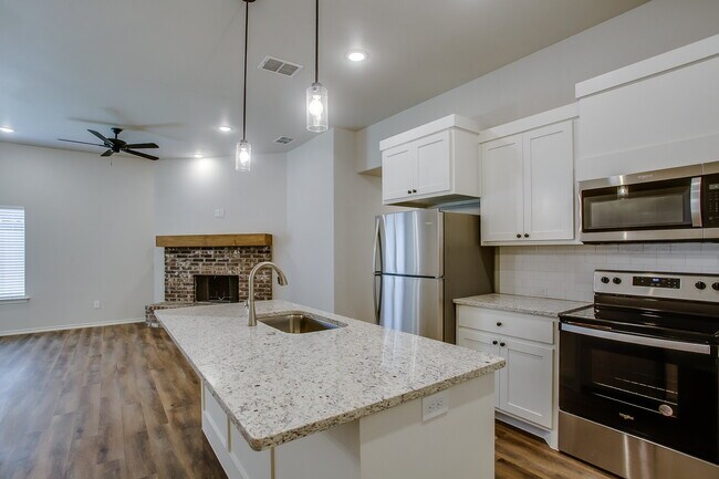 Building Photo - Wonderful Townhomes in Cooper District!!