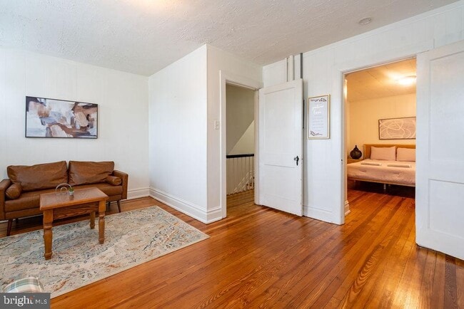 Building Photo - 315 Frederick St