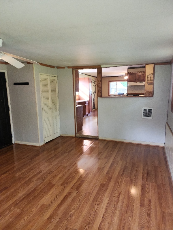 Building Photo - 3365 Buckner St