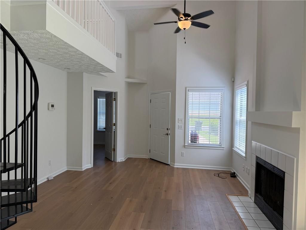 Building Photo - 2802 Pine Valley Way NW