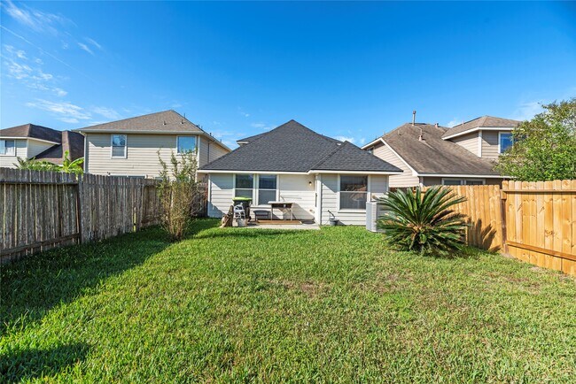 Building Photo - 10902 Tobar Falls Cir