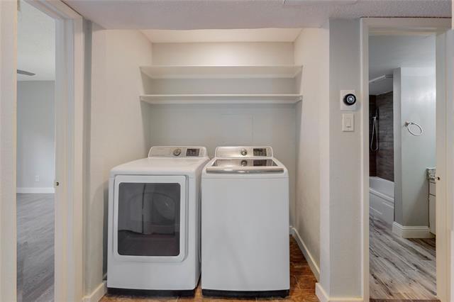 Building Photo - 5132 Amesbury Dr