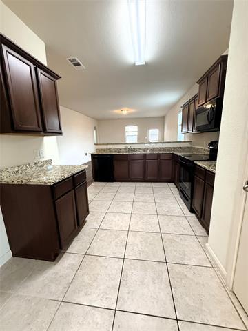 Building Photo - 120 Rushmore Ln