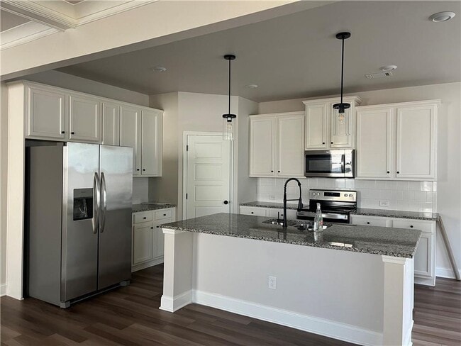 Building Photo - 5200 Fox Den Rd