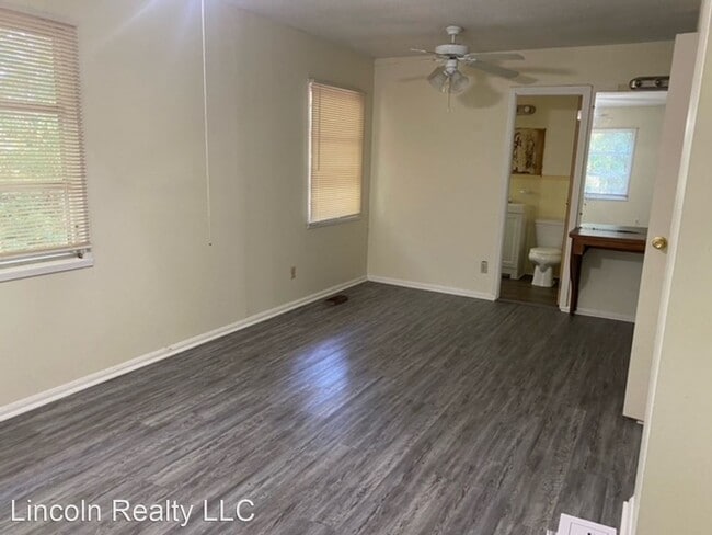 Building Photo - 4 br, 3 bath House - 1105 W Alden Ave