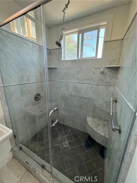 Building Photo - 7825 Danner Ct
