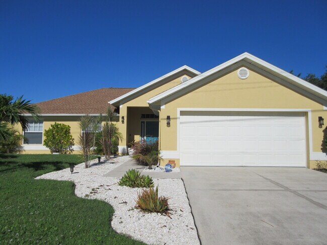 Primary Photo - 1185 Rio De Janeiro Ave