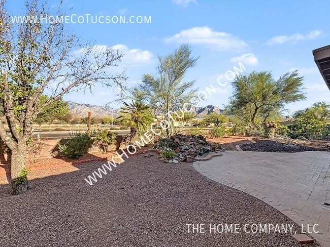 Building Photo - 12690 N Bandanna Way