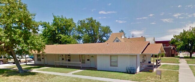 Primary Photo - 602 N Washington St