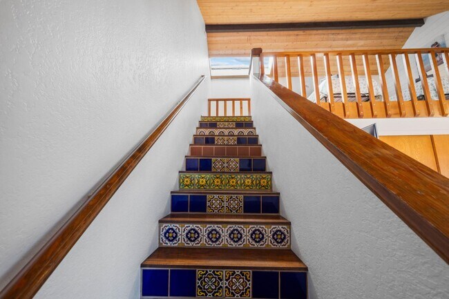 Building Photo - 733 Seacoast Dr
