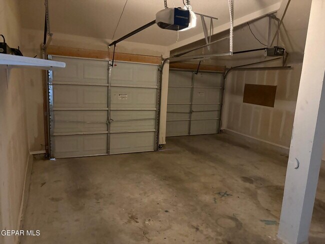 Building Photo - 2992 Tierra Limon Dr