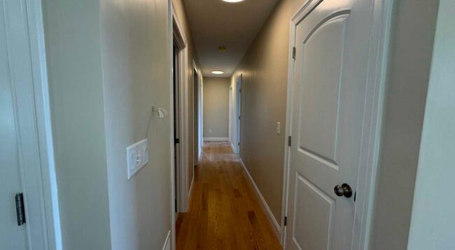 Building Photo - 58 Pleasant St