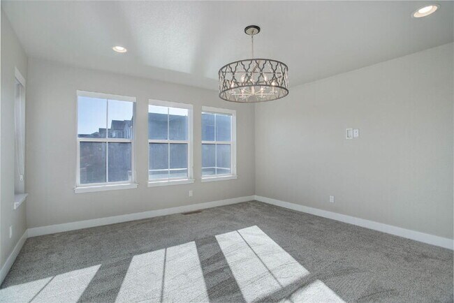 Building Photo - 1732 Stable View Dr