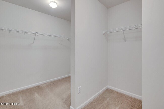 Building Photo - 7 Harbison Pl