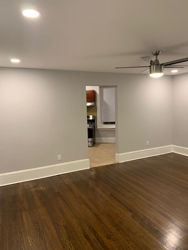 Building Photo - 530 King St