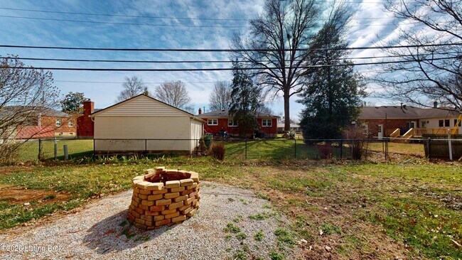 Building Photo - 3026 Kaye Lawn Dr