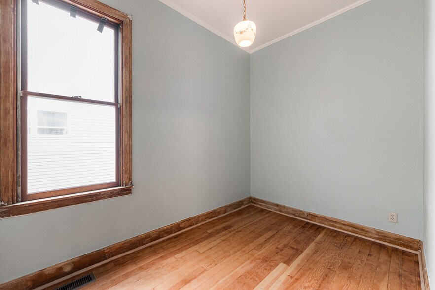Building Photo - 2735 W Saint Georges Ct