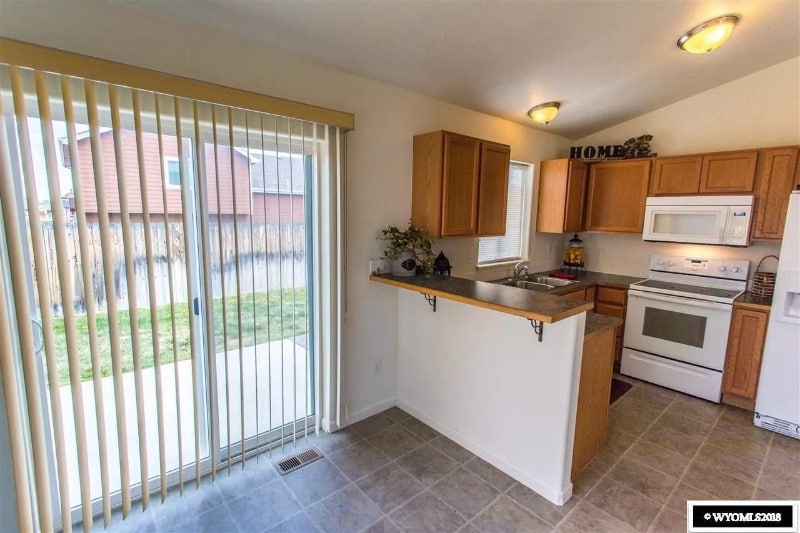 Building Photo - 881 Fulton St