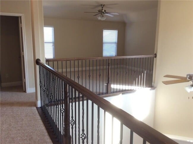 Building Photo - 10309 Hidden Haven Dr