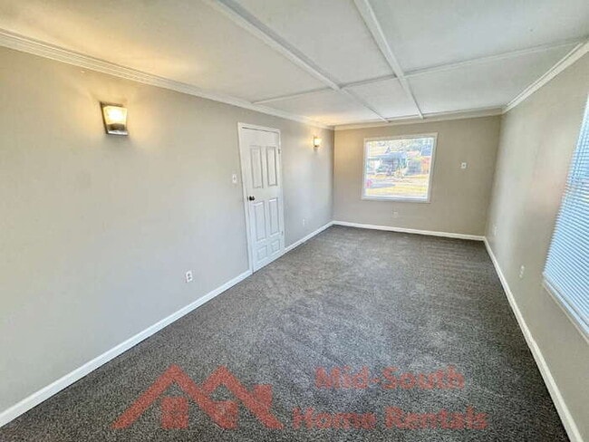 Building Photo - 4093 Barron Ave