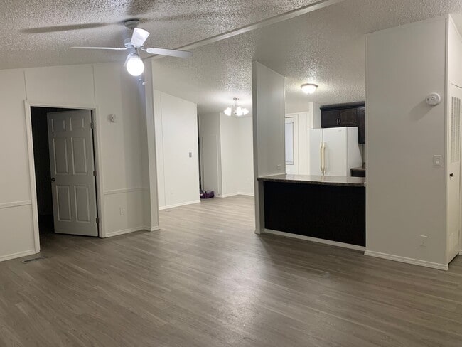 Entry to Living Room - 2485 Crest Ave