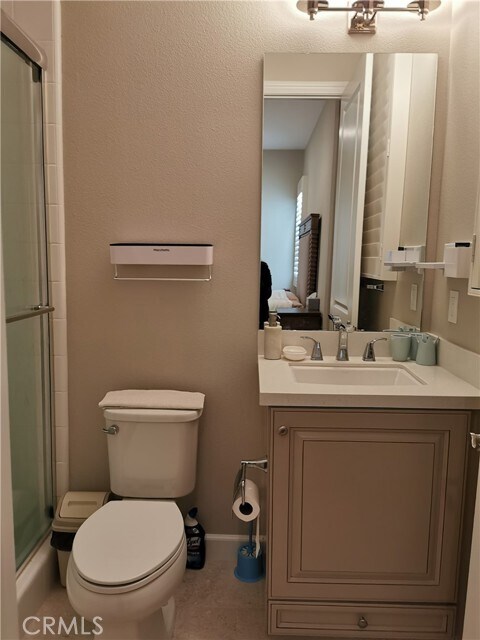 Building Photo - 16 Branding Iron