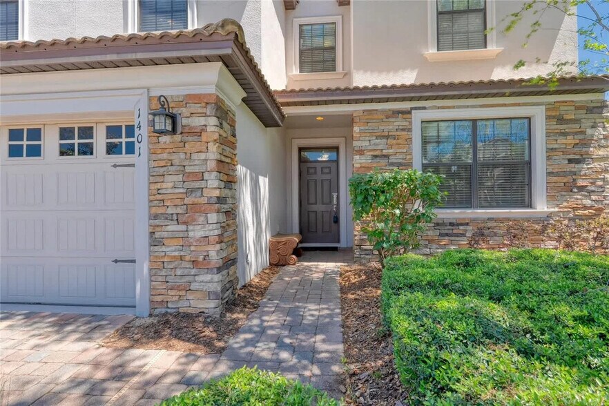 Building Photo - 1401 Wexford Way