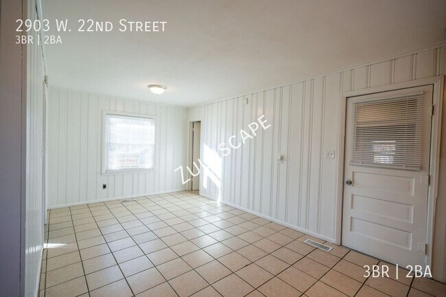 Building Photo - 2903 W 22nd St