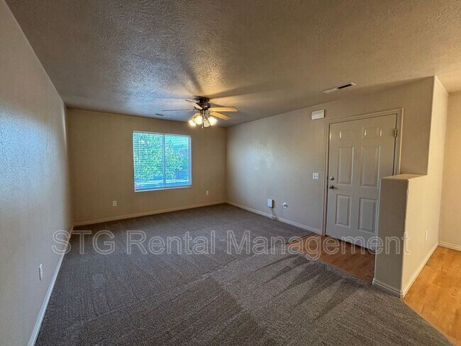 Building Photo - 2642 E 750 N