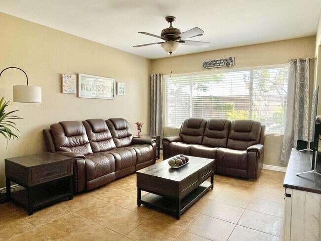 Building Photo - 37882 Turnberry Isle Dr
