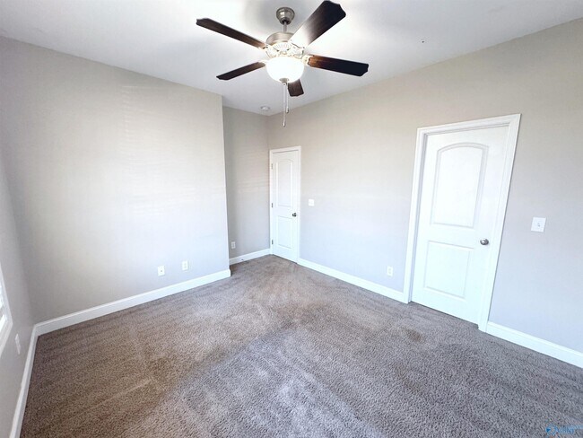 Building Photo - 120 James Parcus Cir