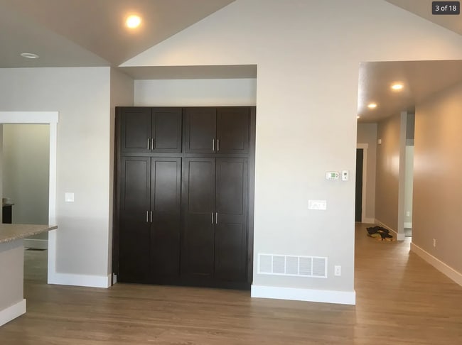 Building Photo - Beautiful 3 Bedroom Home