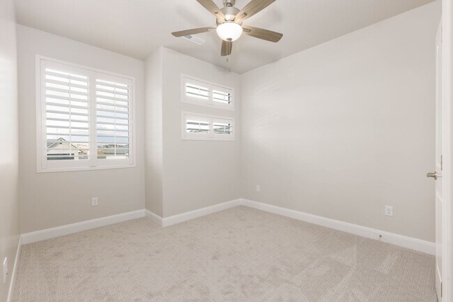 Building Photo - Brand new 2 Story with 4 beds and 2.5 baths plus Office