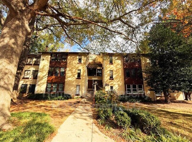 Primary Photo - 9633 White Acre Rd