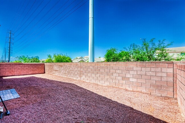 Building Photo - Great 3 bedroom home close to Nellis AFB
