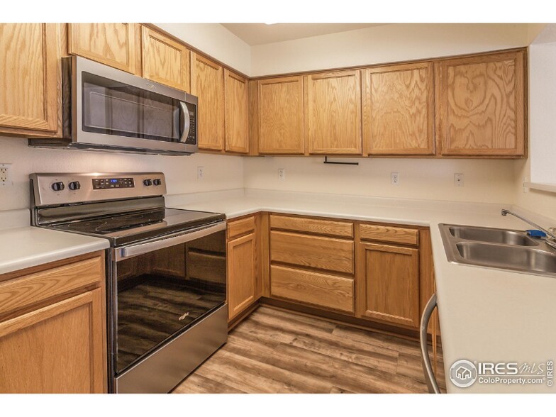 Building Photo - 2502 Timberwood Dr