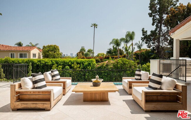 Building Photo - 1121 Tower Rd