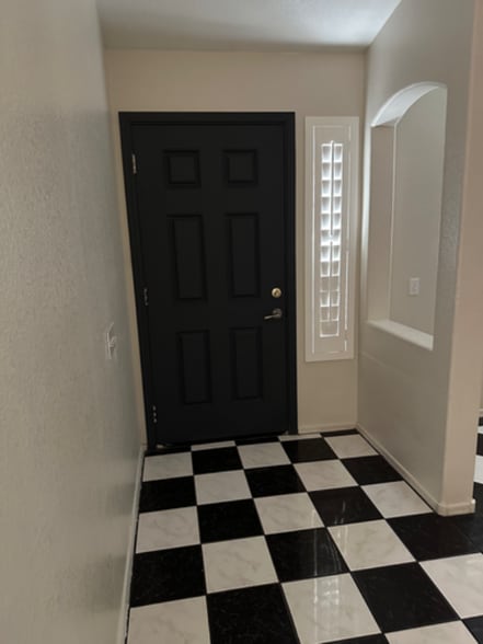 Building Photo - 5449 E Fairfield St