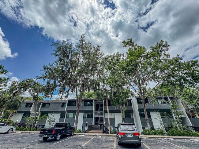 Building Photo - Bivens Lake South #2710
