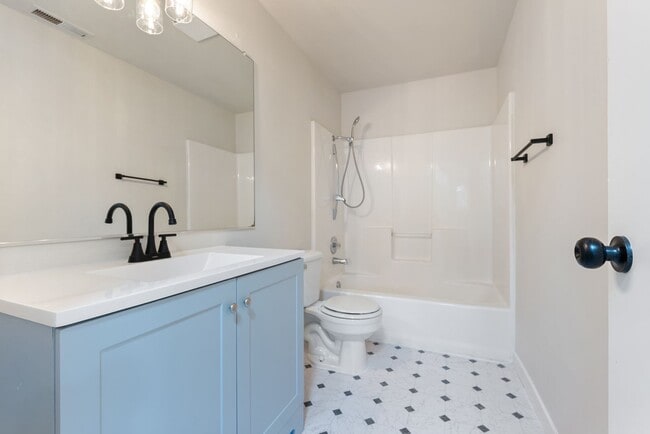 Building Photo - Beautiful Home in Winchester Hills