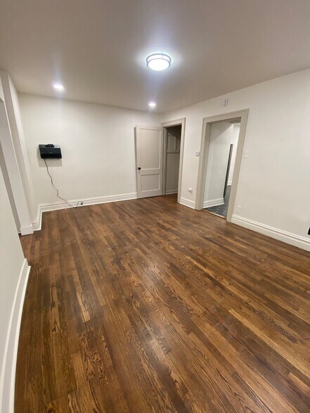 Building Photo - 4746 S Grand Blvd